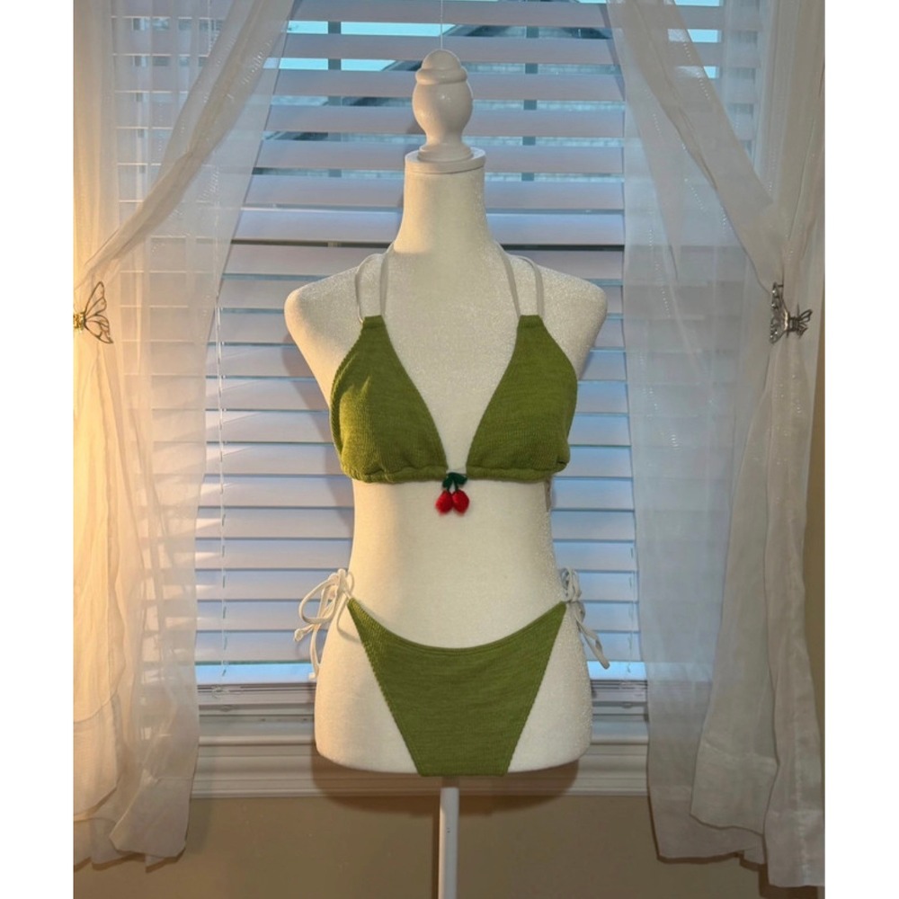 Crochet Halter Top LG Green Red Strawberry Knit Boho Y2K‎ Maximalist Groovy 00s